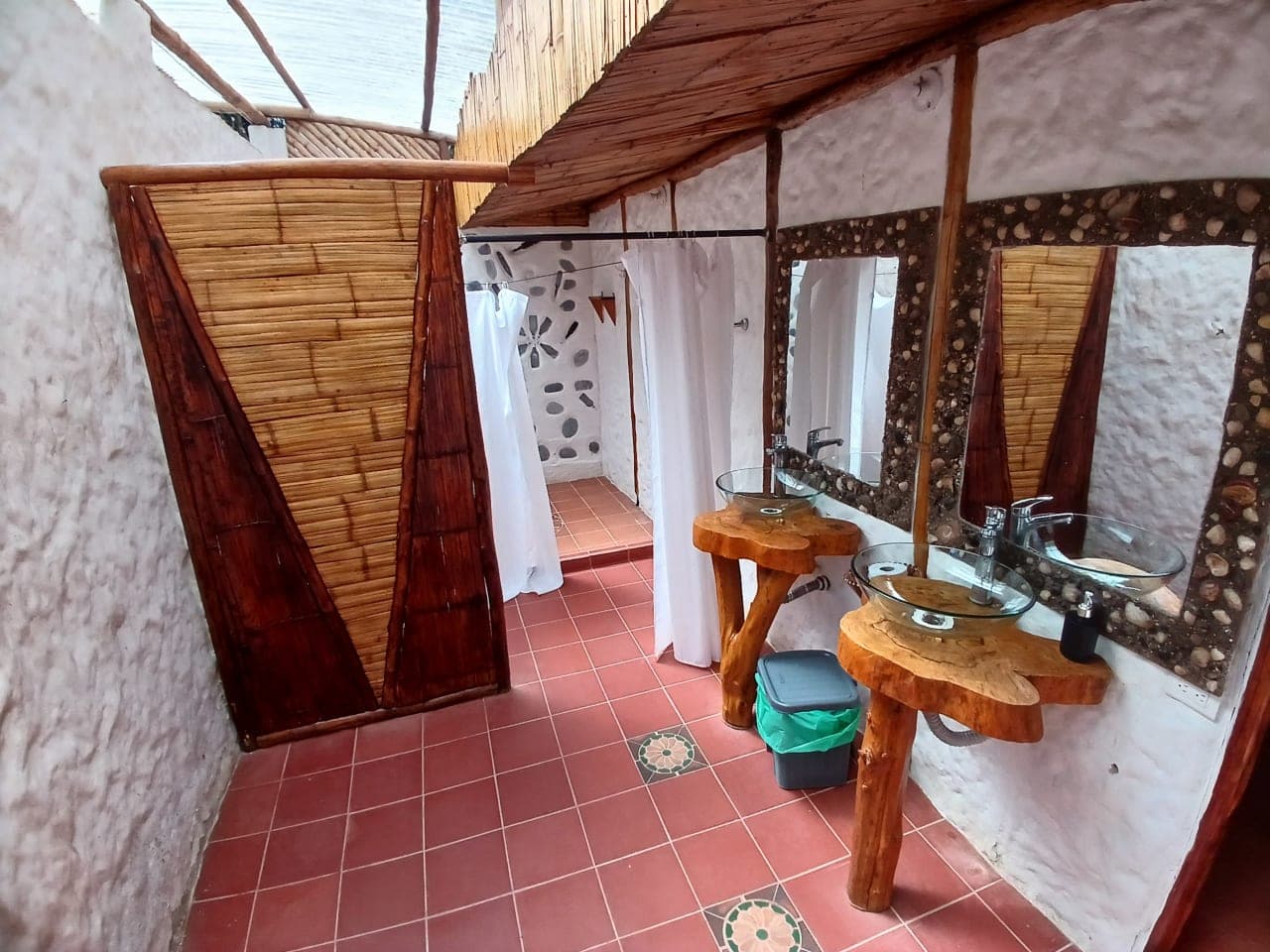 Cabaña Laku Uira – Elegancia, Jacuzzi y Vista a la Serranía – Hotel en Mocoa, Putumayo · foto 1