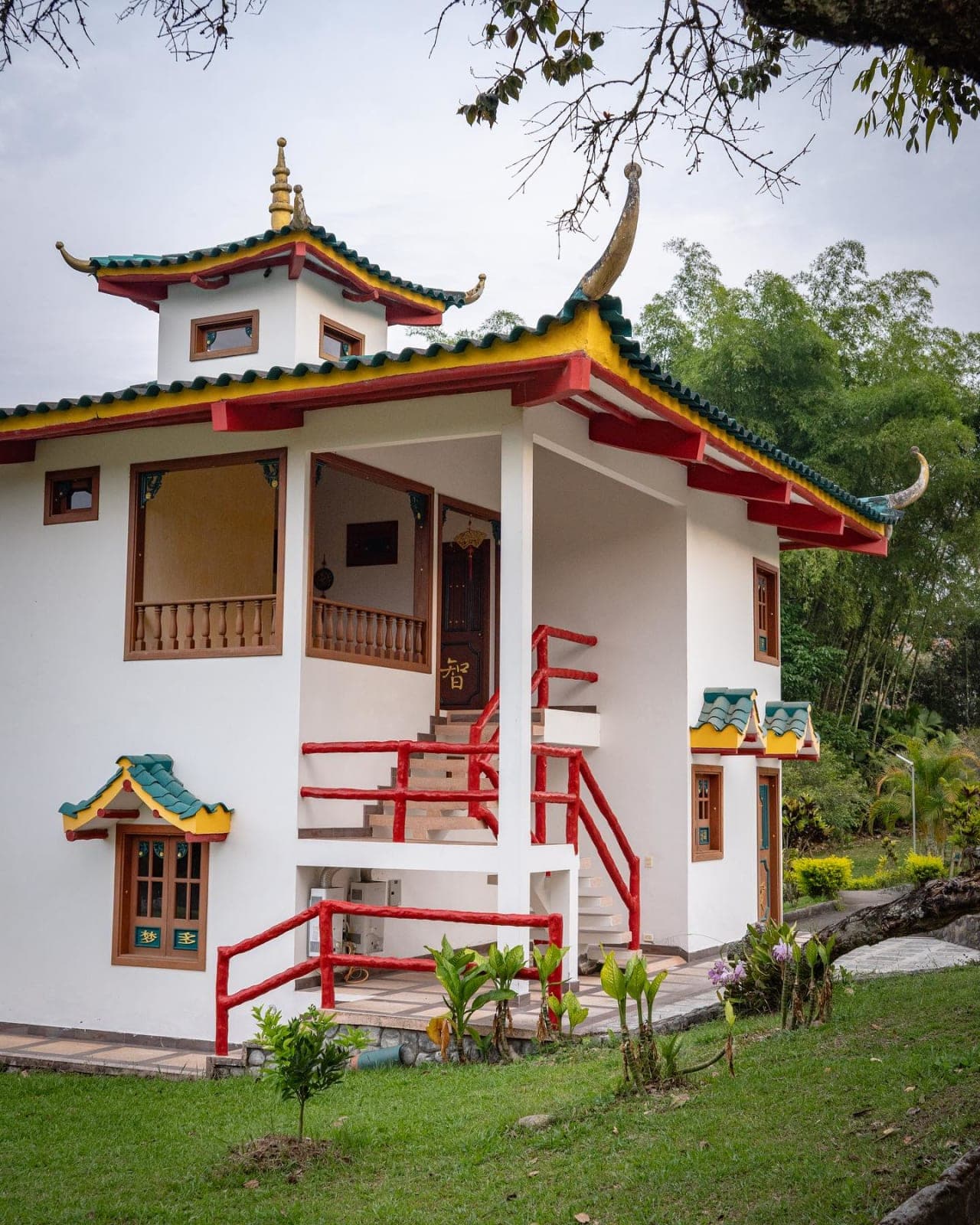Habitaciones Estilo Pagoda Oriental-Hotel Internacional San Agustín – Hotel en San Agustín, Huila · foto 1