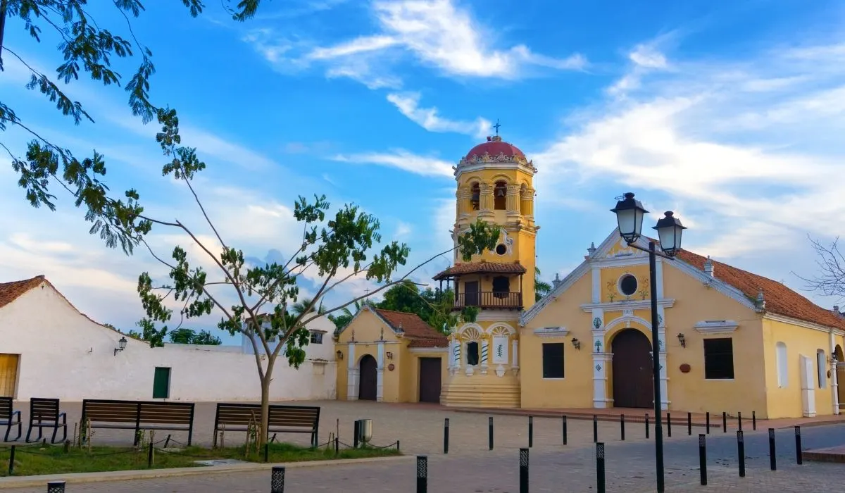 Mompox Semana Santa o Festival de Jazz o Semana de Receso desde Bogotá 4 noches – Paquete Turístico en Santa Cruz de Mompox, Bolívar · foto 1