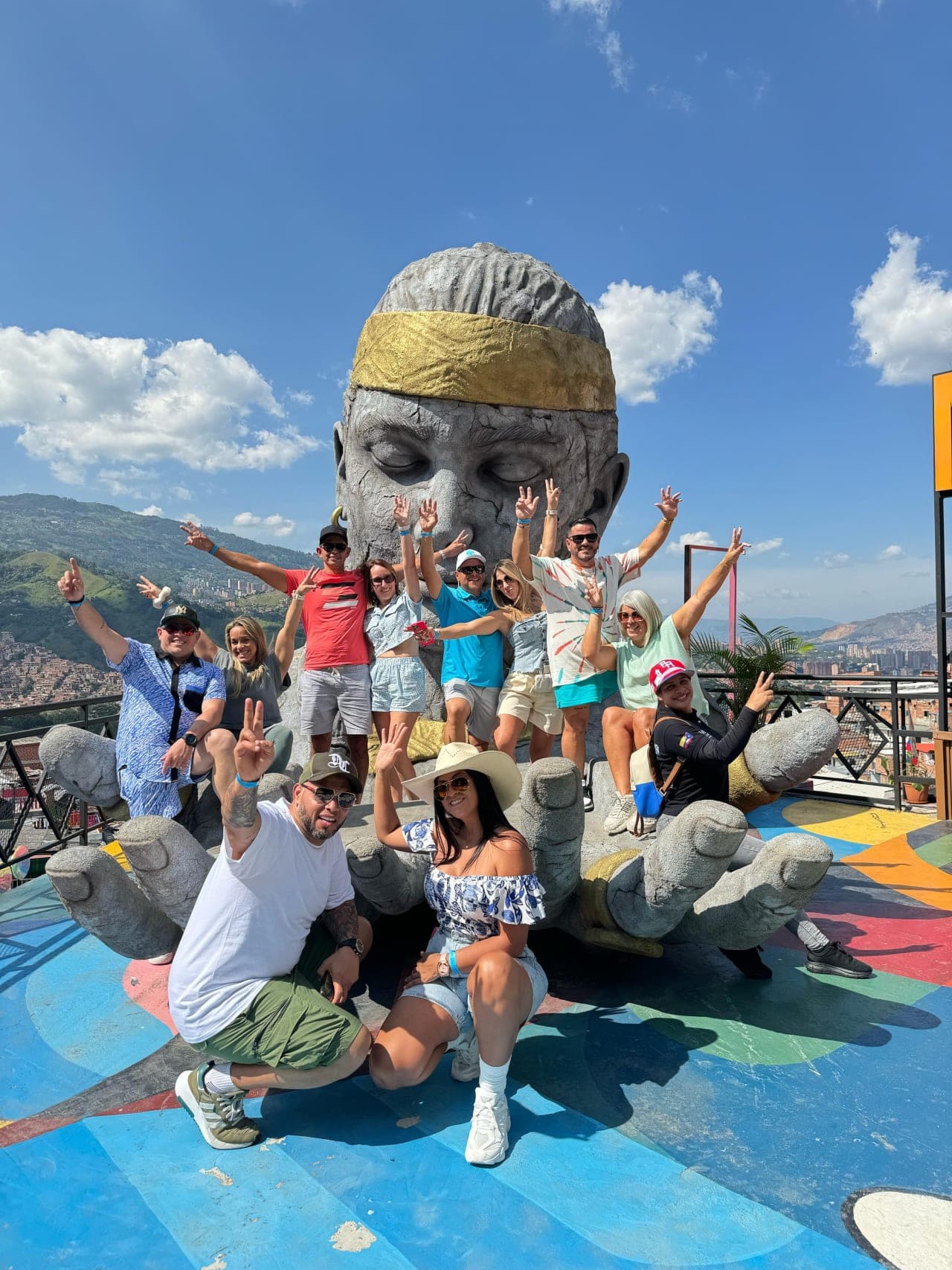 Tour Comuna 13 Medellín | Arte Urbano, Historia y Transformación Social – Actividades en Medellín, Antioquia · foto 1