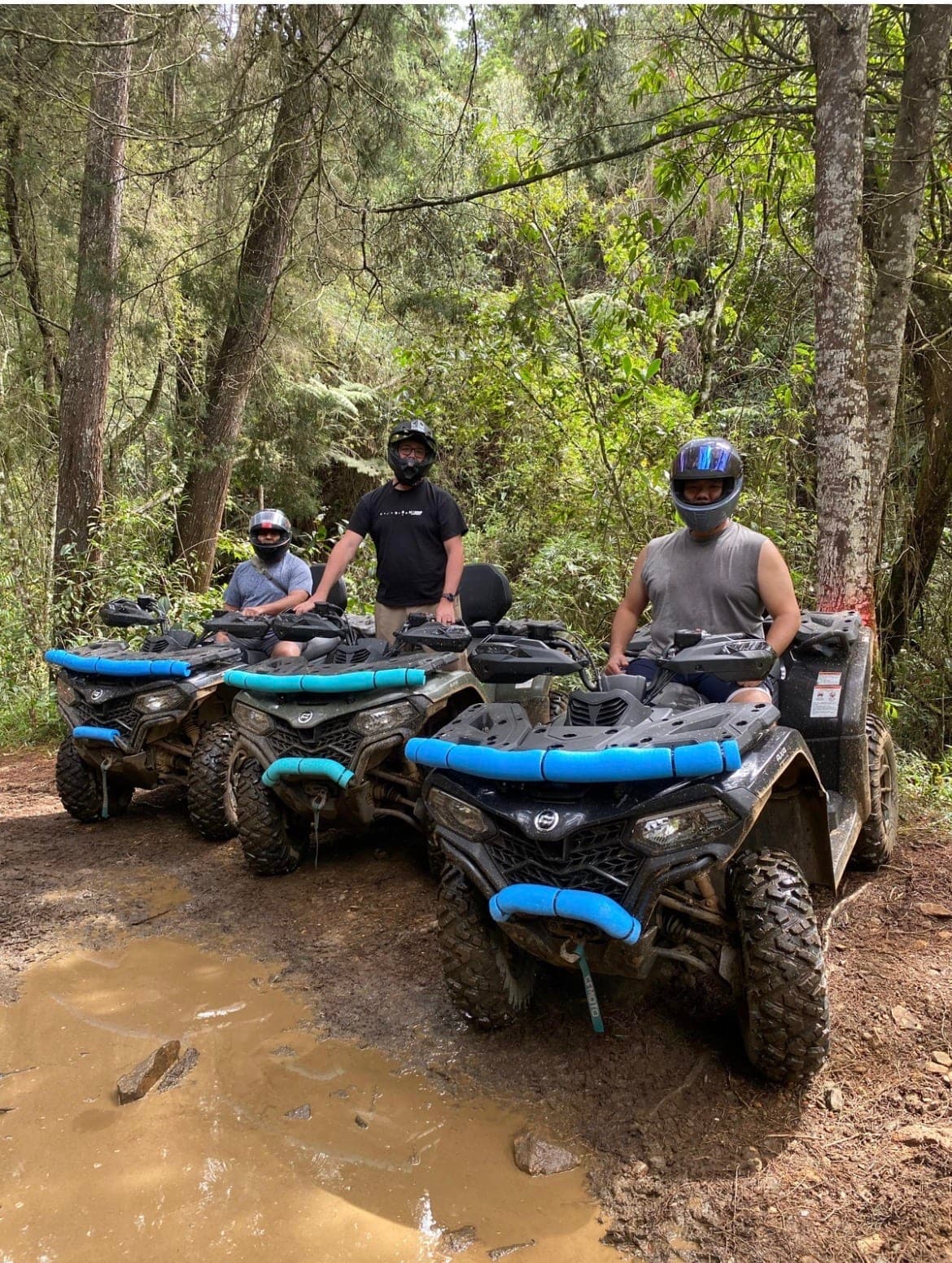 Tour en Cuatrimotos 4x4 – Actividades en Medellín, Antioquia · foto 1
