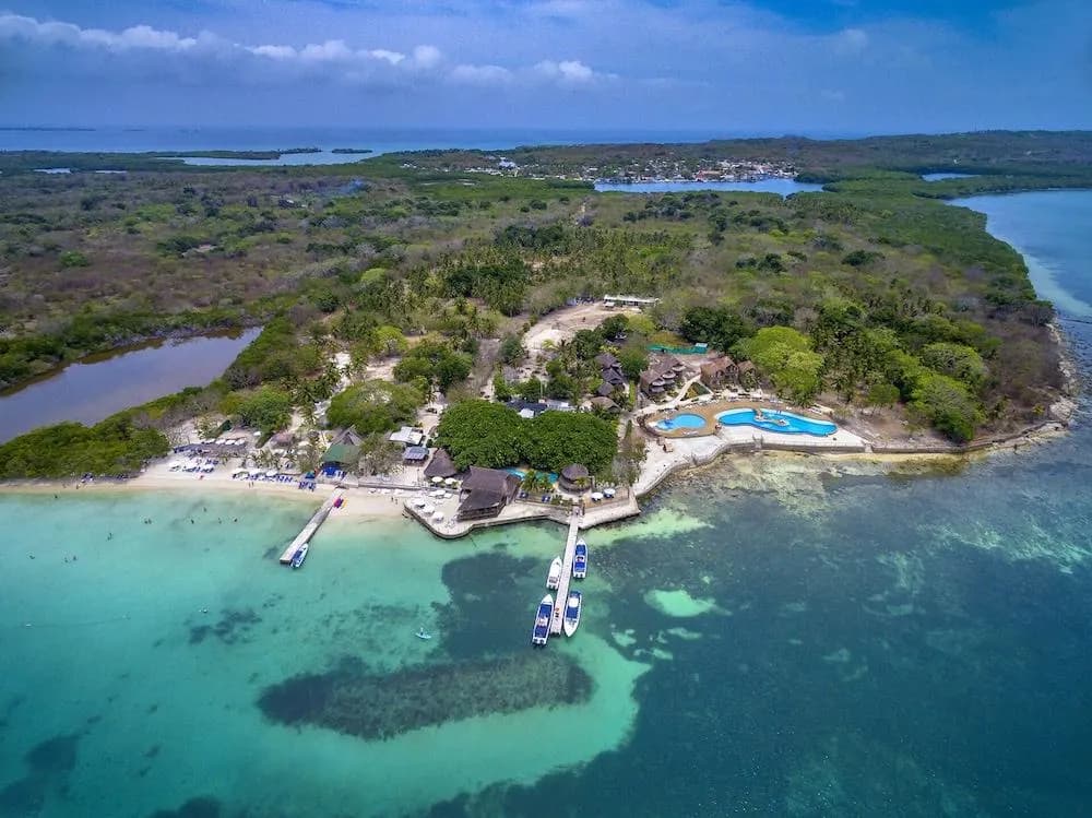 Day Tour Premium Cartagena "Isla del Encanto" – Actividades en Cartagena de Indias, Bolívar · foto 1