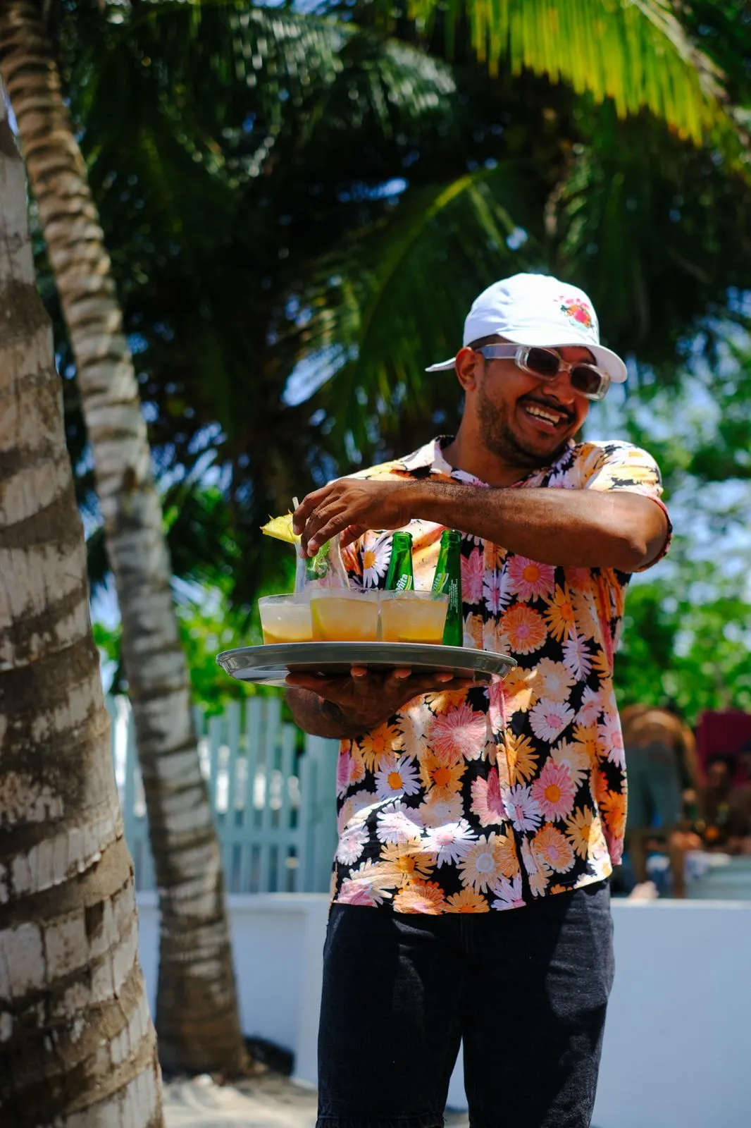 Pink Mango Beach Club - Tierra Bomba – Actividades en Cartagena de Indias, Bolívar · foto 1