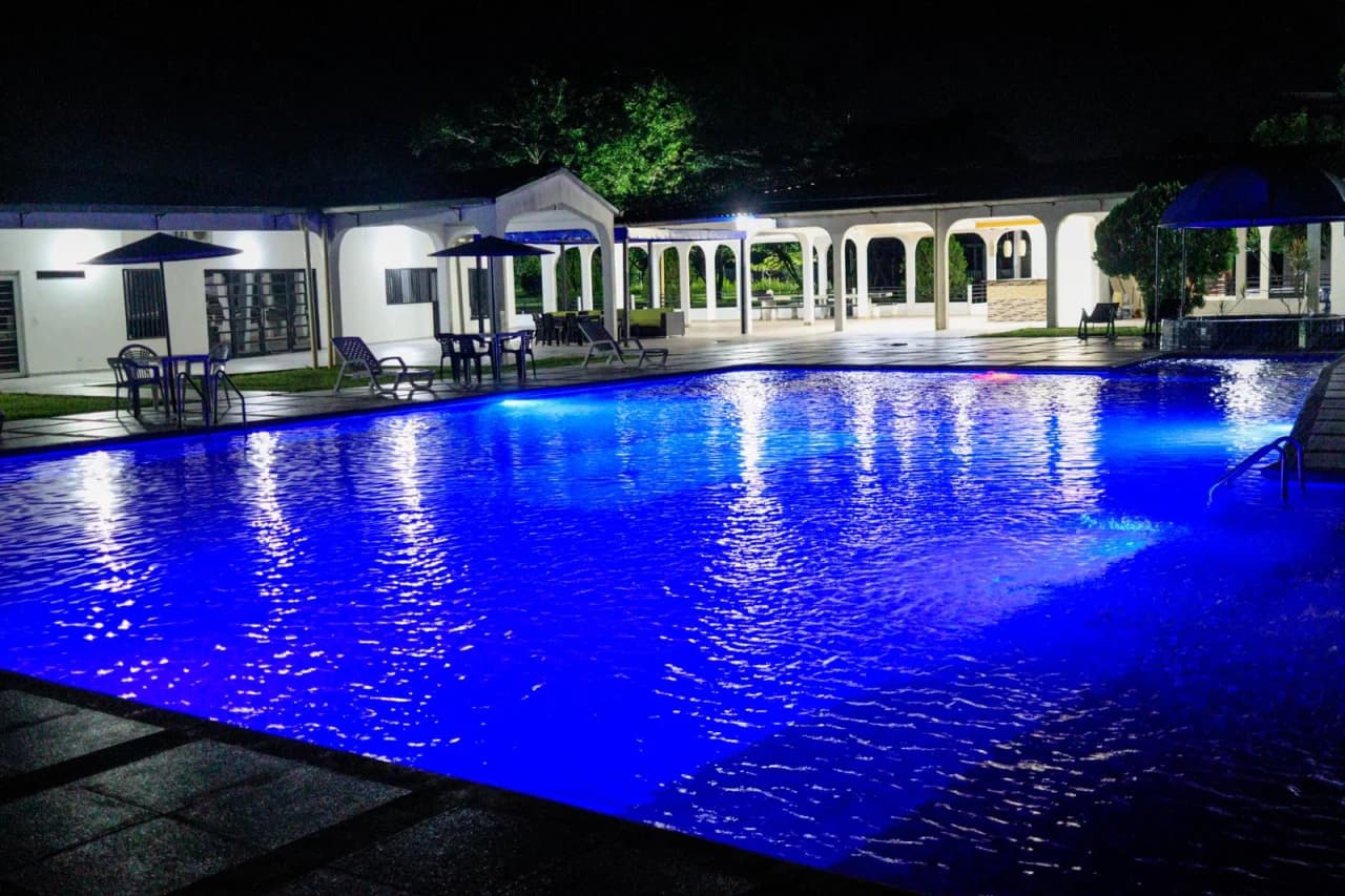 Club Turístico Los Acacios - Hospedaje, pasadía y recreación – Finca en Villanueva, Casanare · foto 1
